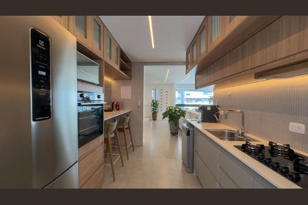 Apartamento à venda com 118m², 3 quartos e 2 vagasCozinha