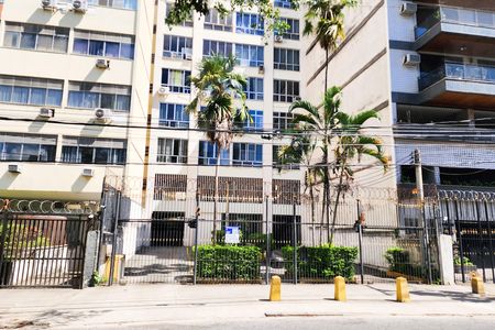 Apartamento à venda com 78m², 2 quartos e 1 vaga Apartamento à venda com 78m², 2 quartos e 1 vagaFachada do Condomínio
