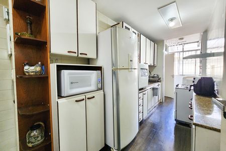 Apartamento à venda com 78m², 2 quartos e 1 vaga Apartamento à venda com 78m², 2 quartos e 1 vagaCozinha