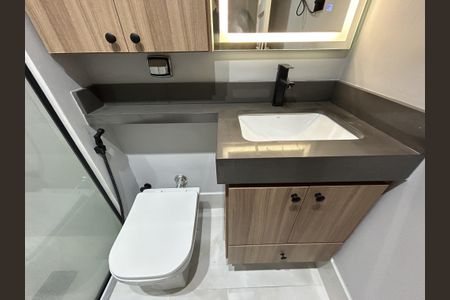 Apartamento à venda com 70m², 2 quartos e 2 vagasBanheiro