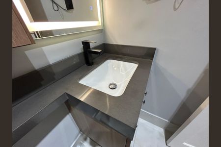 Apartamento à venda com 70m², 2 quartos e 2 vagasBanheiro