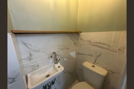 Apartamento à venda com 70m², 2 quartos e 2 vagasBanheiro de serviço