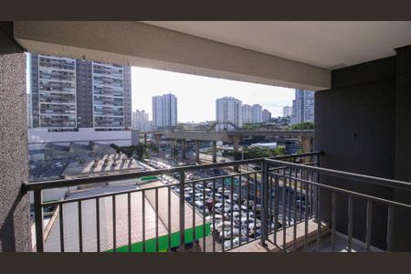 Studio para alugar com 26m², 1 quarto e sem vaga Studio para alugar com 26m², 1 quarto e sem vagaVaranda