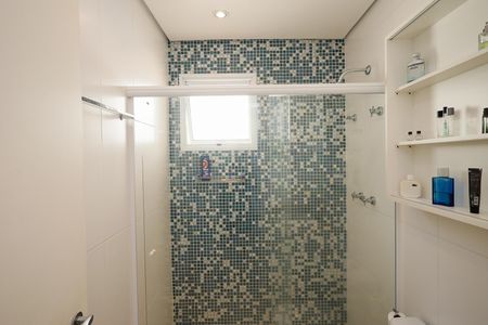 Casa à venda com 169m², 3 quartos e 2 vagasBanheiro 2