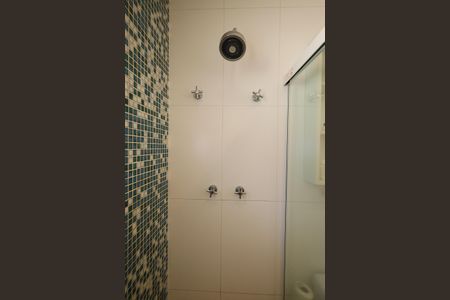 Casa à venda com 169m², 3 quartos e 2 vagasBanheiro 2