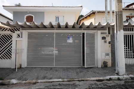 Casa à venda com 169m², 3 quartos e 2 vagasFachada / Placa 