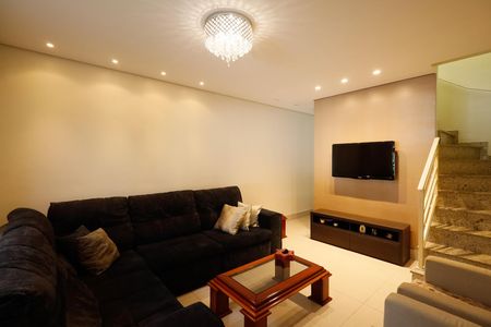 Casa à venda com 169m², 3 quartos e 2 vagasSala 