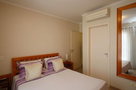 Casa à venda com 169m², 3 quartos e 2 vagasSuíte 