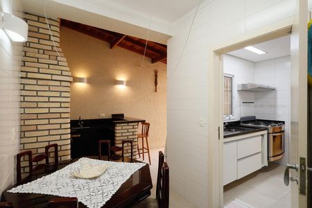 Casa à venda com 169m², 3 quartos e 2 vagasÁrea de Serviço / Churrasqueira 