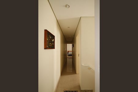 Casa à venda com 169m², 3 quartos e 2 vagasCorredor