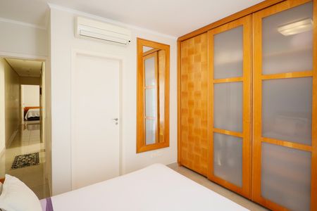 Casa à venda com 169m², 3 quartos e 2 vagasSuíte 