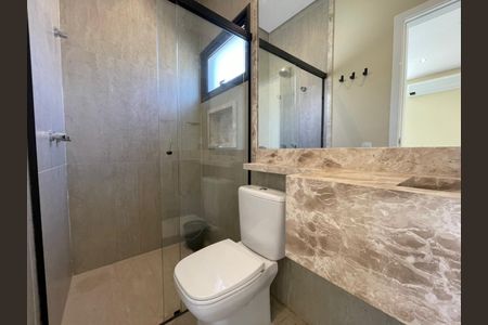 Casa de condomínio para alugar com 350m², 4 quartos e 4 vagasBanheiro 1