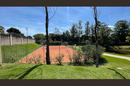 Casa de condomínio para alugar com 350m², 4 quartos e 4 vagasQuintal