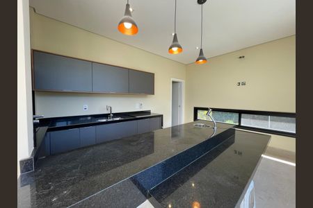 Casa de condomínio para alugar com 350m², 4 quartos e 4 vagasCozinha