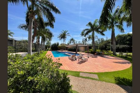 Casa de condomínio para alugar com 350m², 4 quartos e 4 vagasQuintal