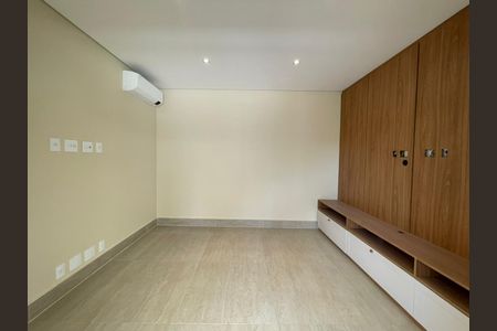 Casa de condomínio para alugar com 350m², 4 quartos e 4 vagasQuarto