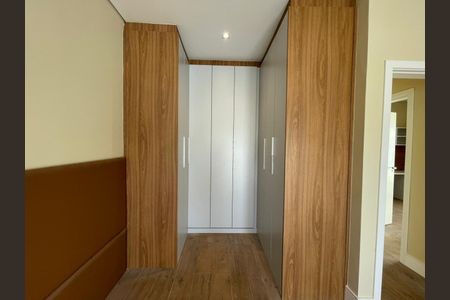 Casa de condomínio para alugar com 350m², 4 quartos e 4 vagasQuarto 1