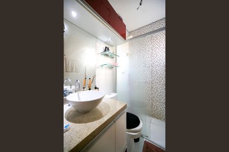 Casa para alugar com 120m², 3 quartos e 2 vagasBanheiro da suíte