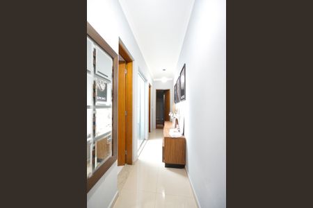 Casa para alugar com 120m², 3 quartos e 2 vagasCorredor dos quartos
