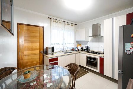 Casa para alugar com 120m², 3 quartos e 2 vagasCozinha