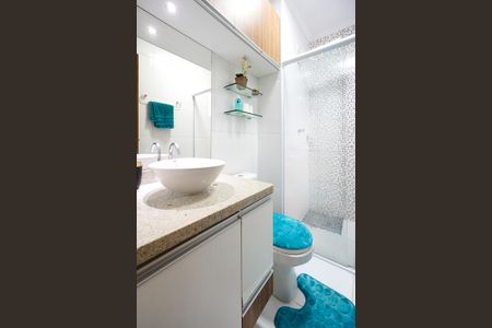 Casa para alugar com 120m², 3 quartos e 2 vagasBanheiro social