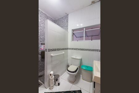 Casa à venda com 213m², 3 quartos e 2 vagasBanheiro 1