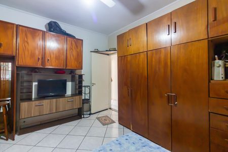 Casa à venda com 213m², 3 quartos e 2 vagasQuarto 1