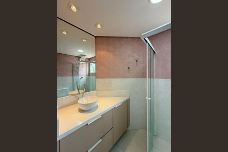 Apartamento à venda com 65m², 2 quartos e 1 vagaBanheiro