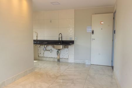 Sala de apartamento para alugar com 2 quartos, 50m² em Imperial de São Cristóvão, Rio de Janeiro