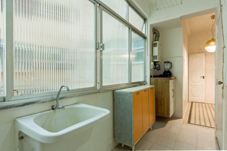 Apartamento para alugar com 110m², 3 quartos e sem vaga Apartamento para alugar com 110m², 3 quartos e sem vagaCozinha