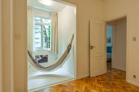 Apartamento para alugar com 110m², 3 quartos e sem vaga Apartamento para alugar com 110m², 3 quartos e sem vagaSala