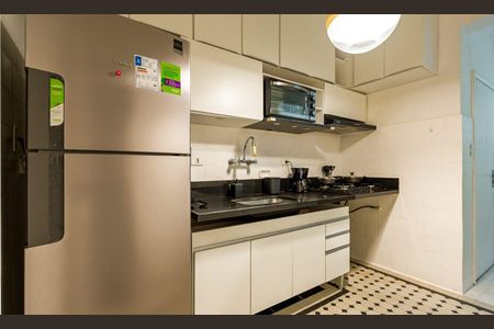 Apartamento para alugar com 110m², 3 quartos e sem vaga Apartamento para alugar com 110m², 3 quartos e sem vagaCozinha