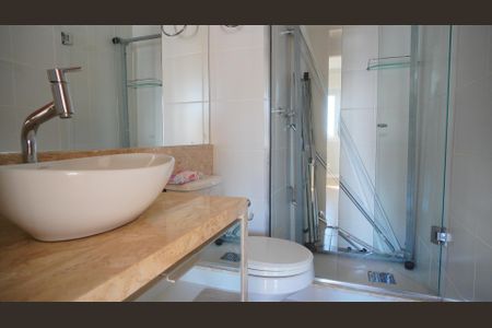 Apartamento para alugar com 62m², 2 quartos e 1 vaga Apartamento para alugar com 62m², 2 quartos e 1 vagaBanheiro 2