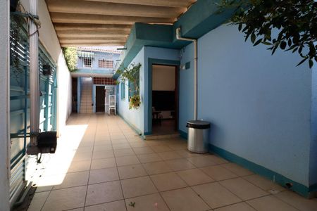 Casa à venda com 157m², 4 quartos e 2 vagasGaragem