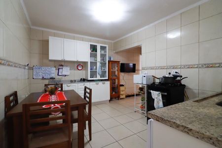 Casa à venda com 157m², 4 quartos e 2 vagasCozinha
