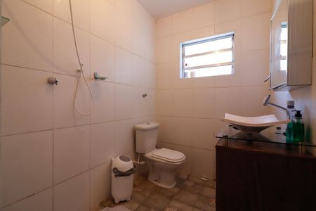 Casa à venda com 157m², 4 quartos e 2 vagasBanheiro