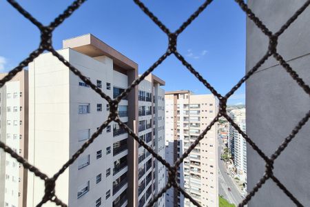 Apartamento à venda com 93m², 3 quartos e 2 vagas Apartamento à venda com 93m², 3 quartos e 2 vagasVaranda gourmet - vista