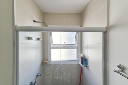 Apartamento à venda com 93m², 3 quartos e 2 vagas Apartamento à venda com 93m², 3 quartos e 2 vagasBanheiro da Suíte