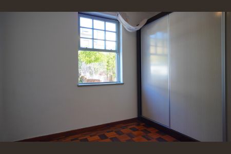 Quarto 1 de apartamento à venda com 4 quartos, 90m² em Passo D’areia, Porto Alegre