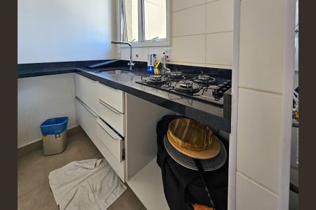 Apartamento à venda com 56m², 2 quartos e 1 vagaSala/Cozinha