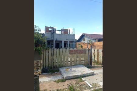 Fachada de casa à venda com 2 quartos, 200m² em Mato Grande, Canoas