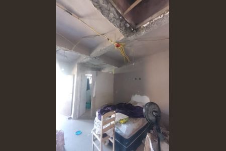 Quarto de casa à venda com 2 quartos, 200m² em Mato Grande, Canoas