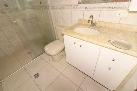 Casa à venda com 150m², 5 quartos e 2 vagasBanheiro da Suíte 1