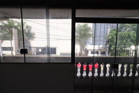 Casa à venda com 150m², 5 quartos e 2 vagasSala