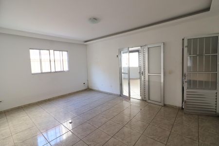 Sala de casa à venda com 5 quartos, 150m² em Novo Osasco, Osasco