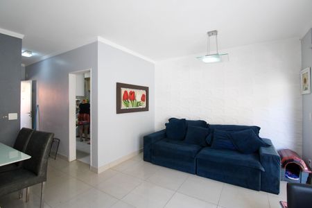 Casa de condomínio para alugar com 150m², 3 quartos e 2 vagasSala