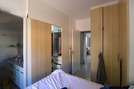 Casa de condomínio para alugar com 150m², 3 quartos e 2 vagasSuíte 