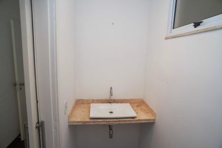 Casa de condomínio para alugar com 600m², 4 quartos e 5 vagas