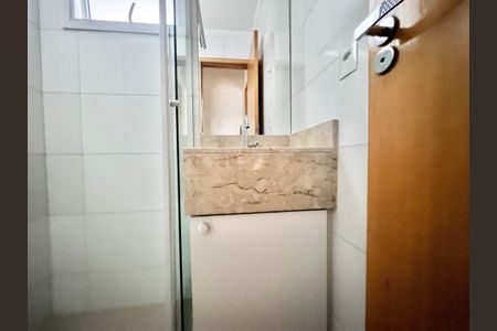 Apartamento para alugar com 37m², 1 quarto e sem vagaBanheiro