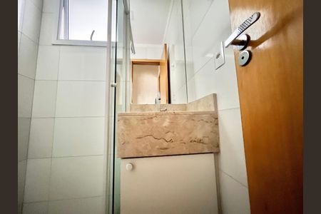 Apartamento para alugar com 37m², 1 quarto e sem vagaBanheiro